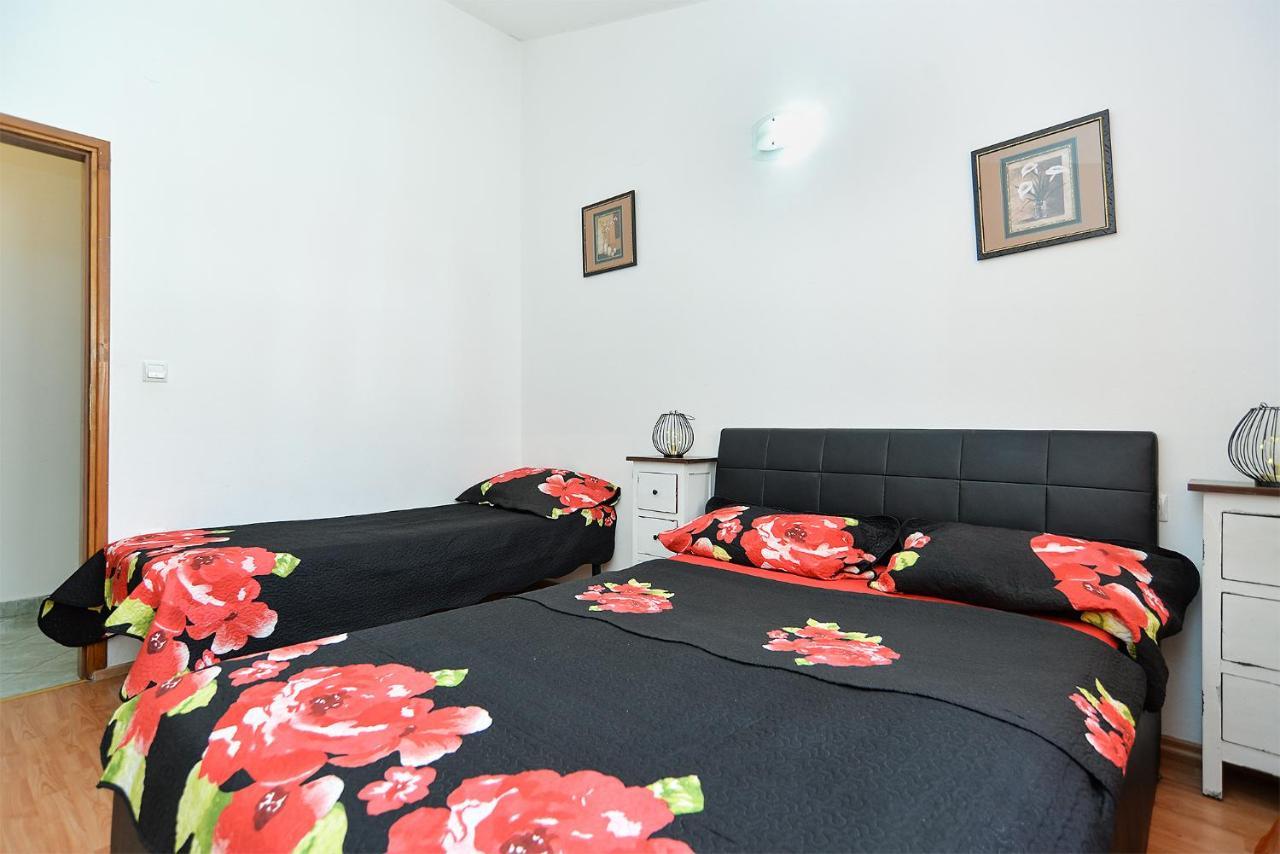 Apartman Zlata 2222 Pula