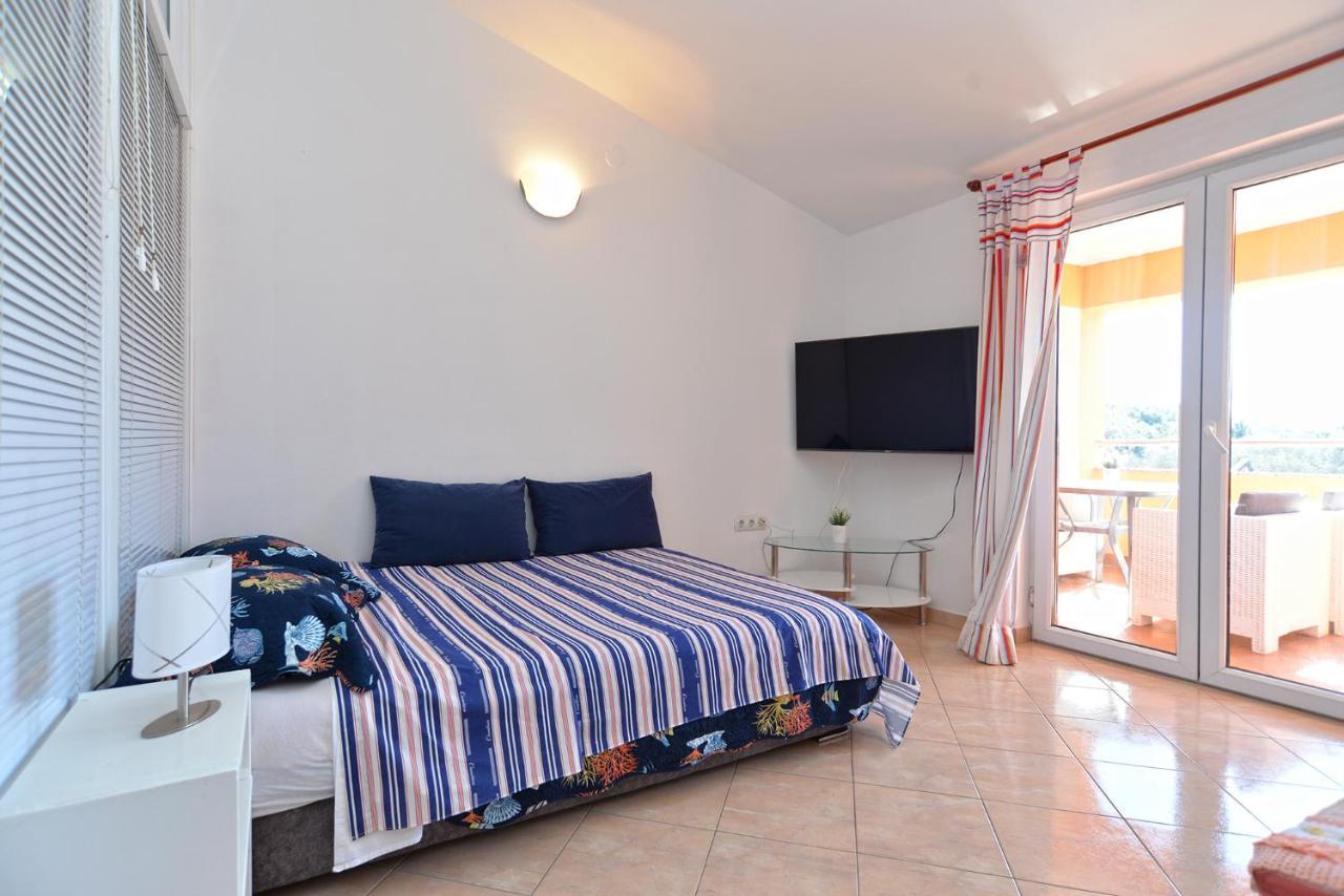 Apartman Zlata 2222 *